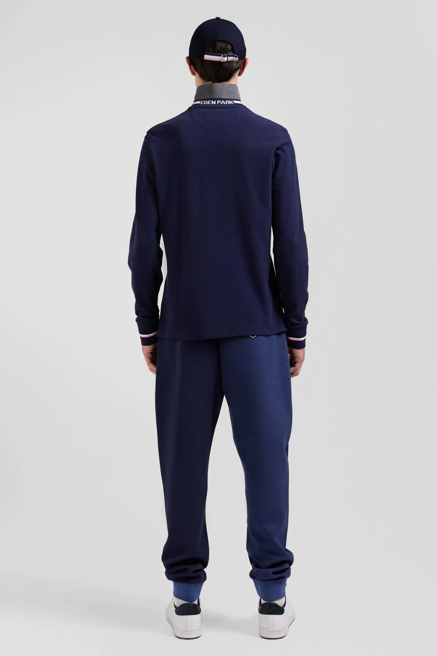 Polo manches longues en piqué coton bleu marine écusson gomme coupe Regular