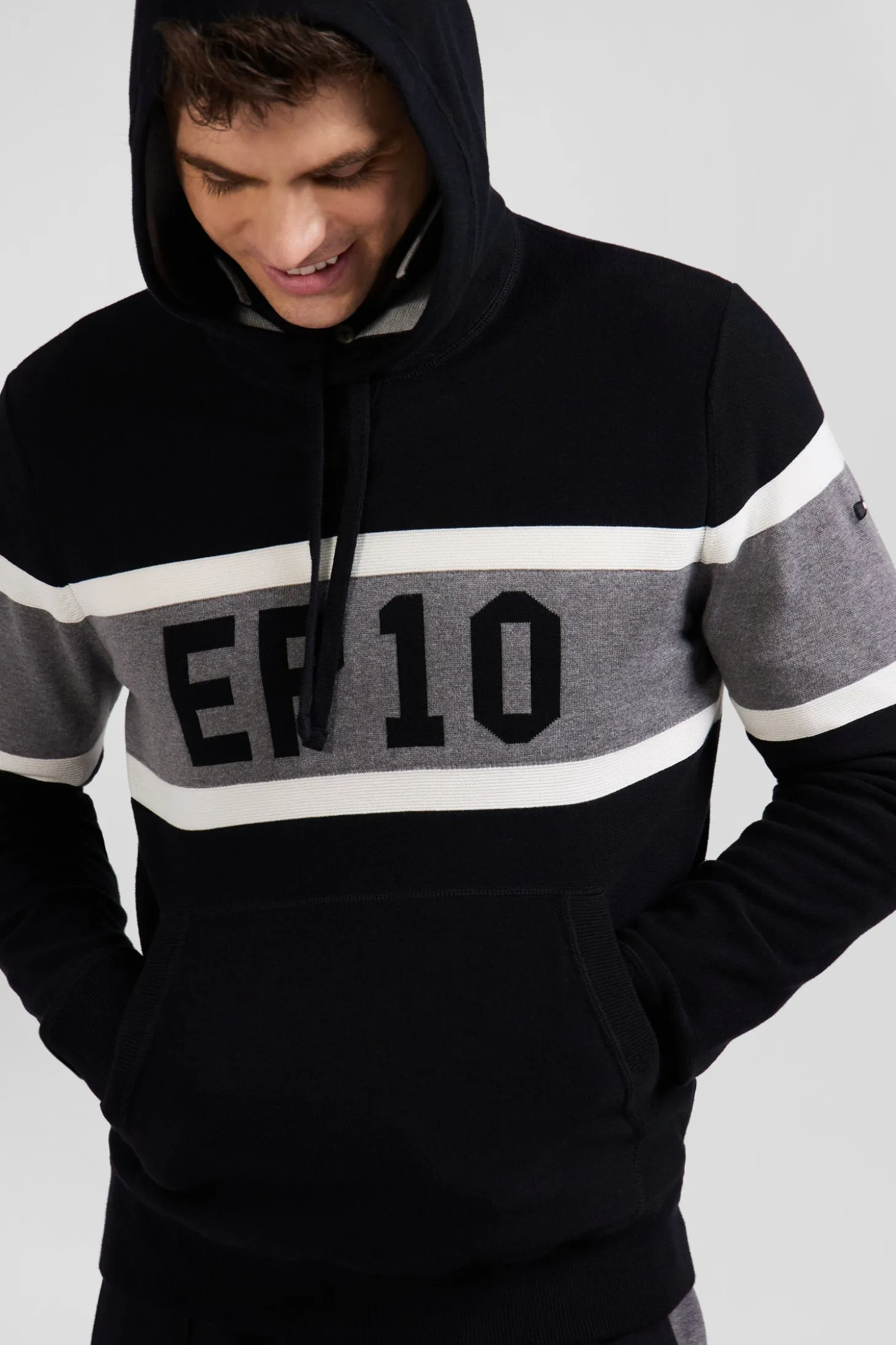 Pull à capuche en coton noir jacquard EP10 coupe Regular