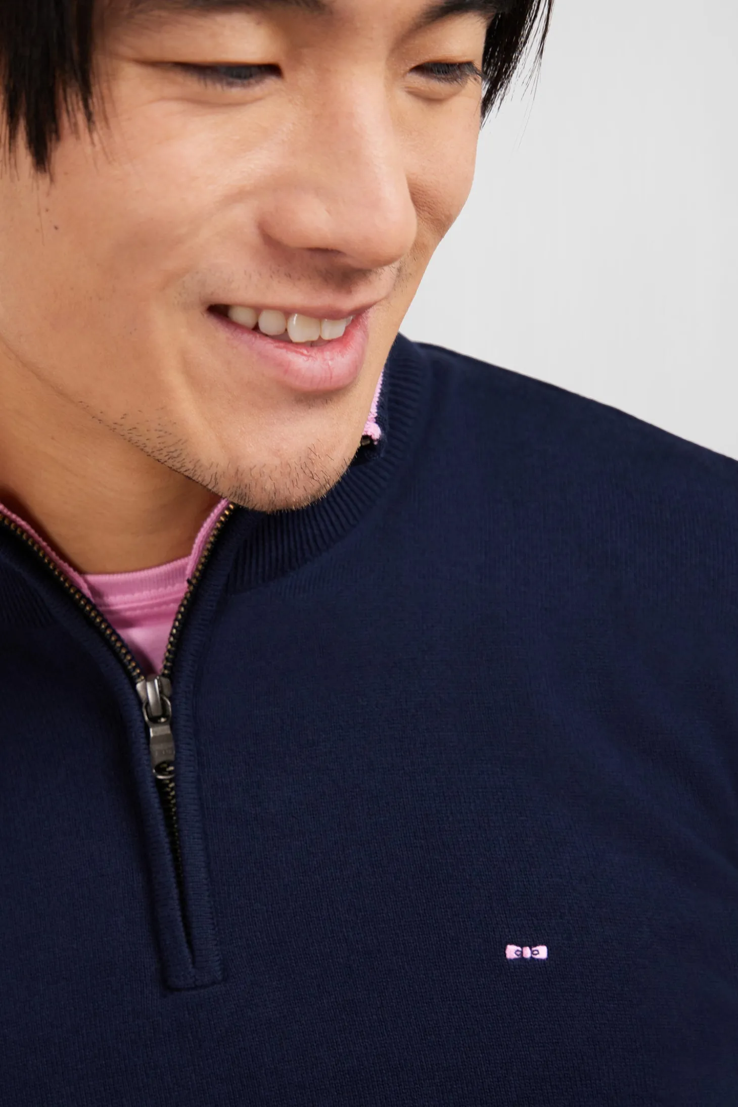 Pull bleu marine à col camionneur en coton