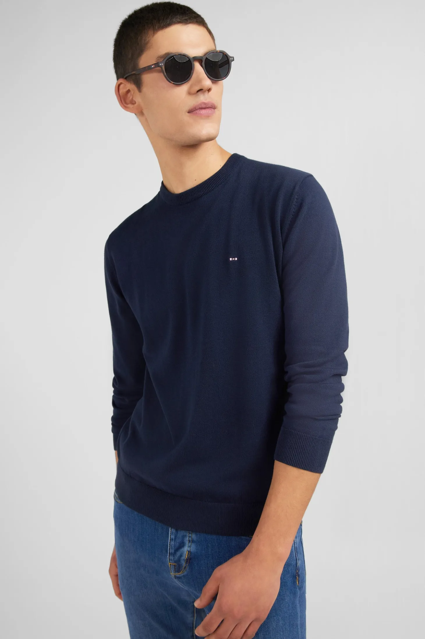 Pull bleu marine à col rond en coton