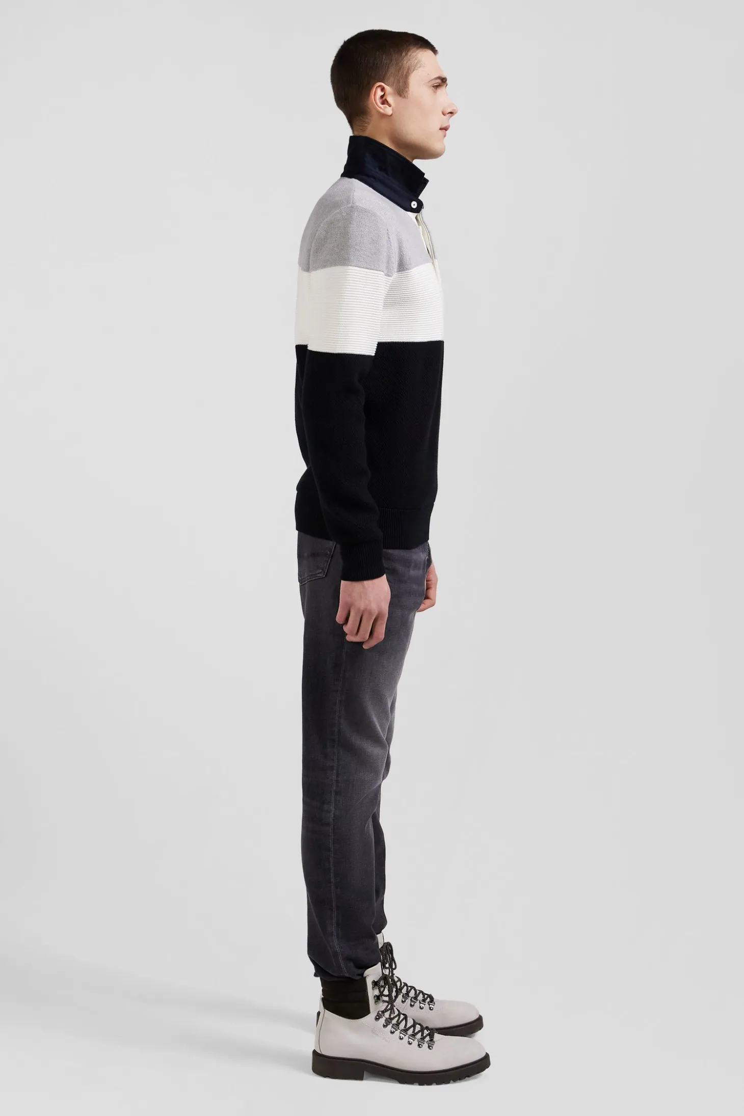 Pull col maillot en coton gris à jeux de maille coupe Regular