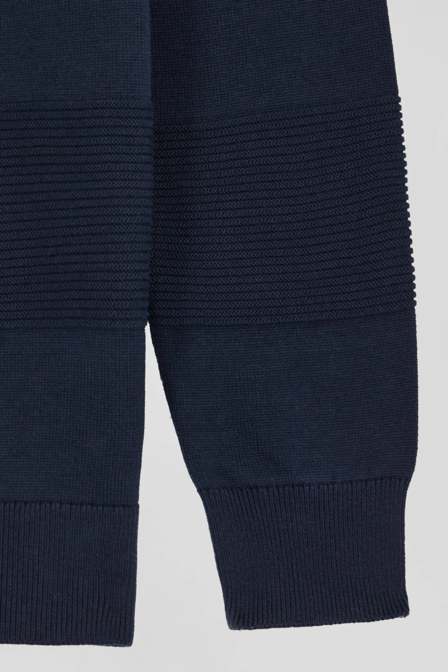 Pull col rond cerclé en coton bleu marine coupe Regular