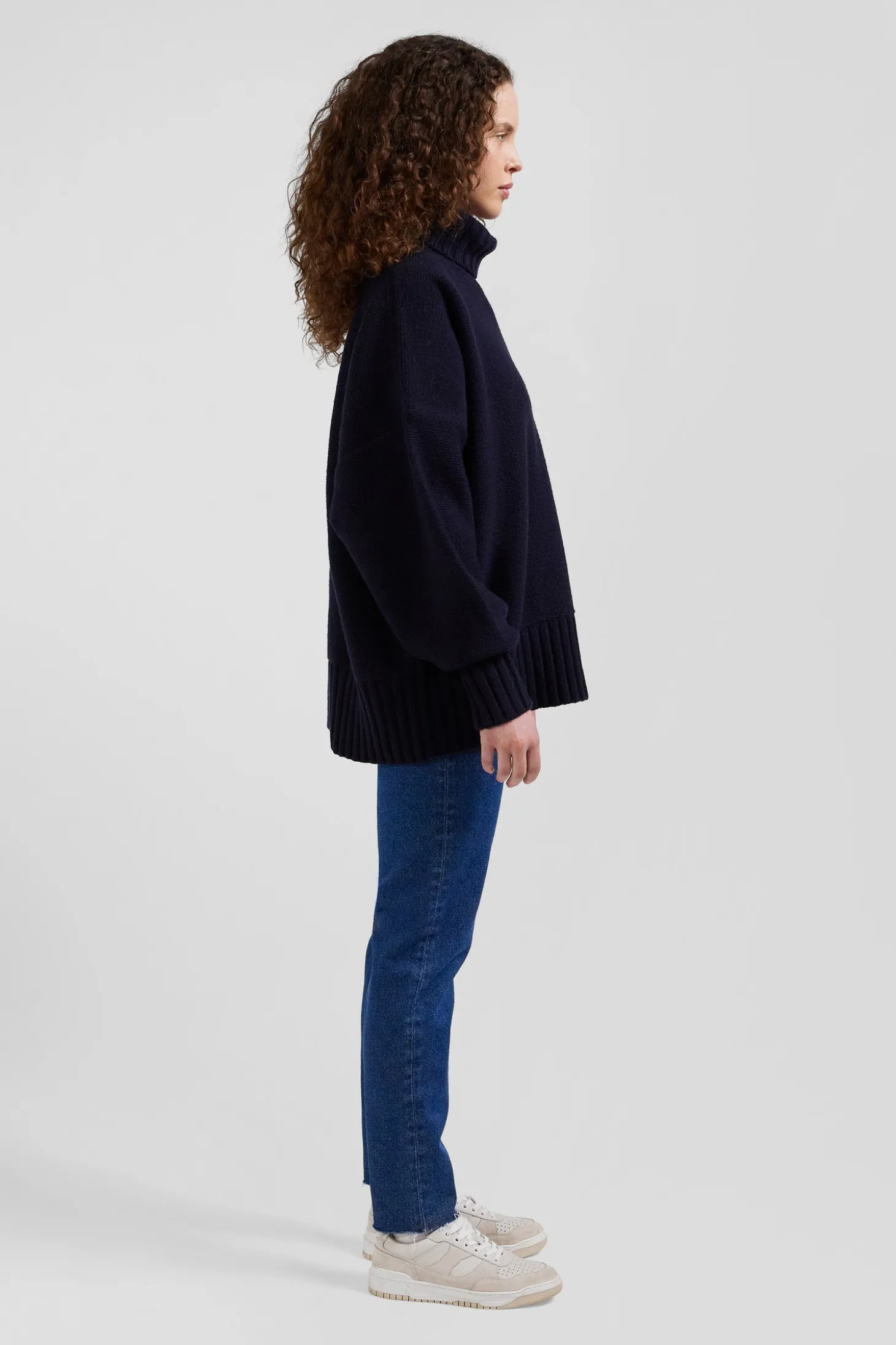 Pull col roulé en laine mélangée bleu marine coupe Oversized