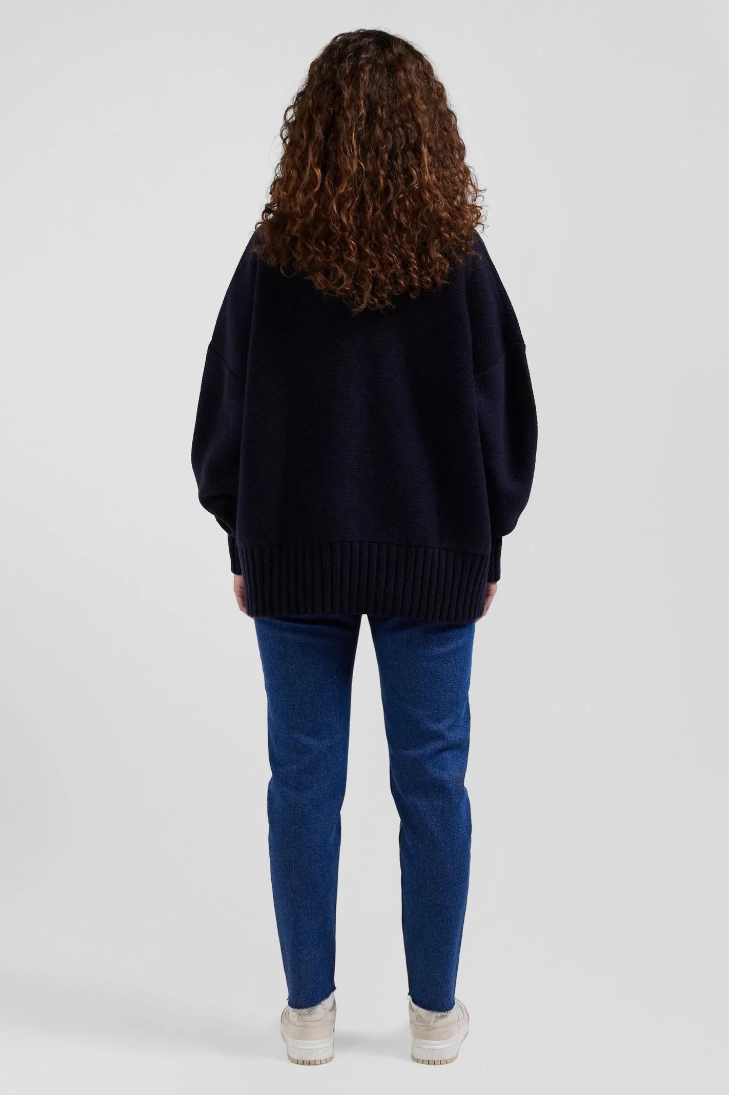 Pull col roulé en laine mélangée bleu marine coupe Oversized
