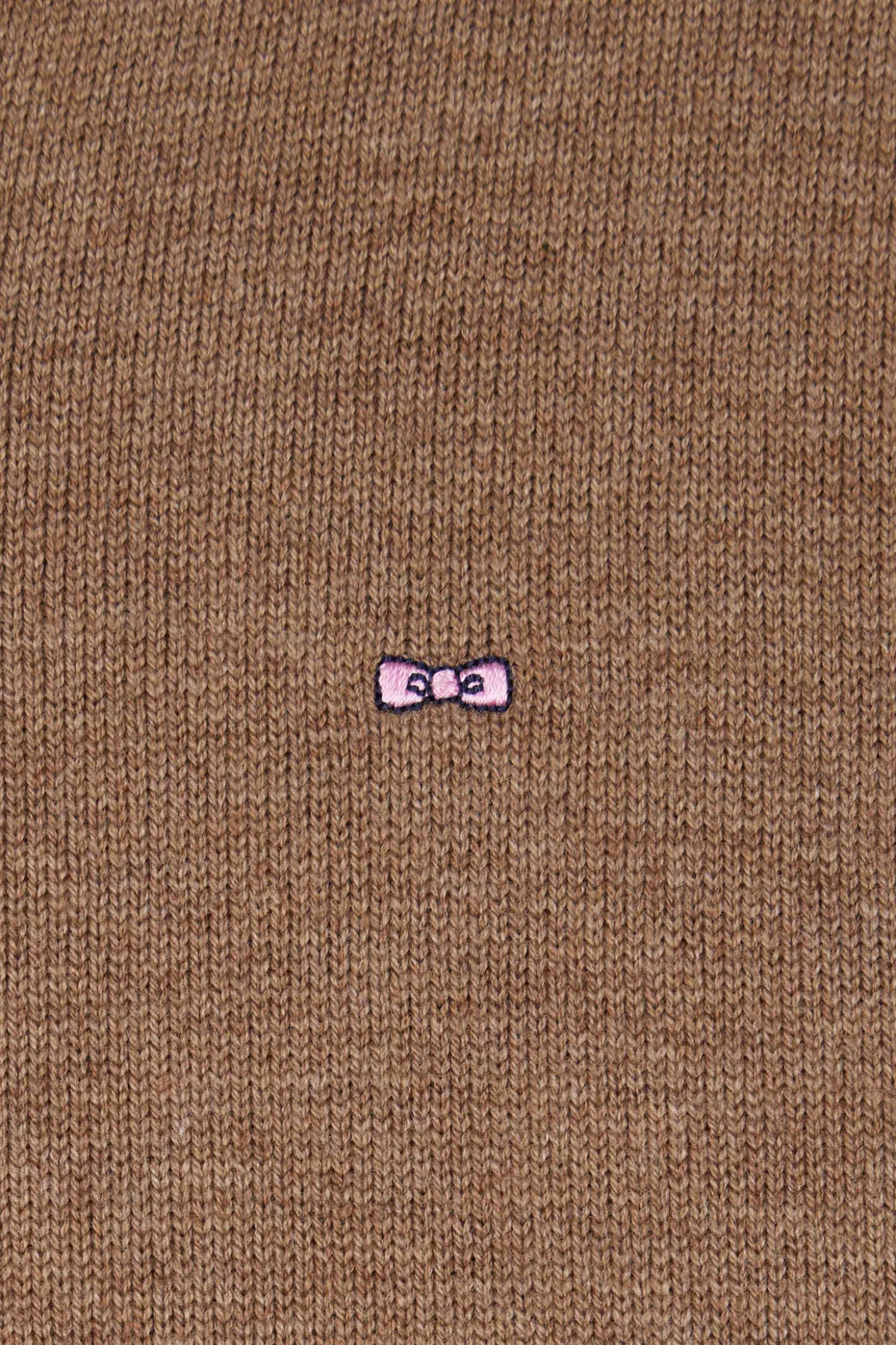 Pull col V en laine et coton camel demi-lune cerclée coupe Regular