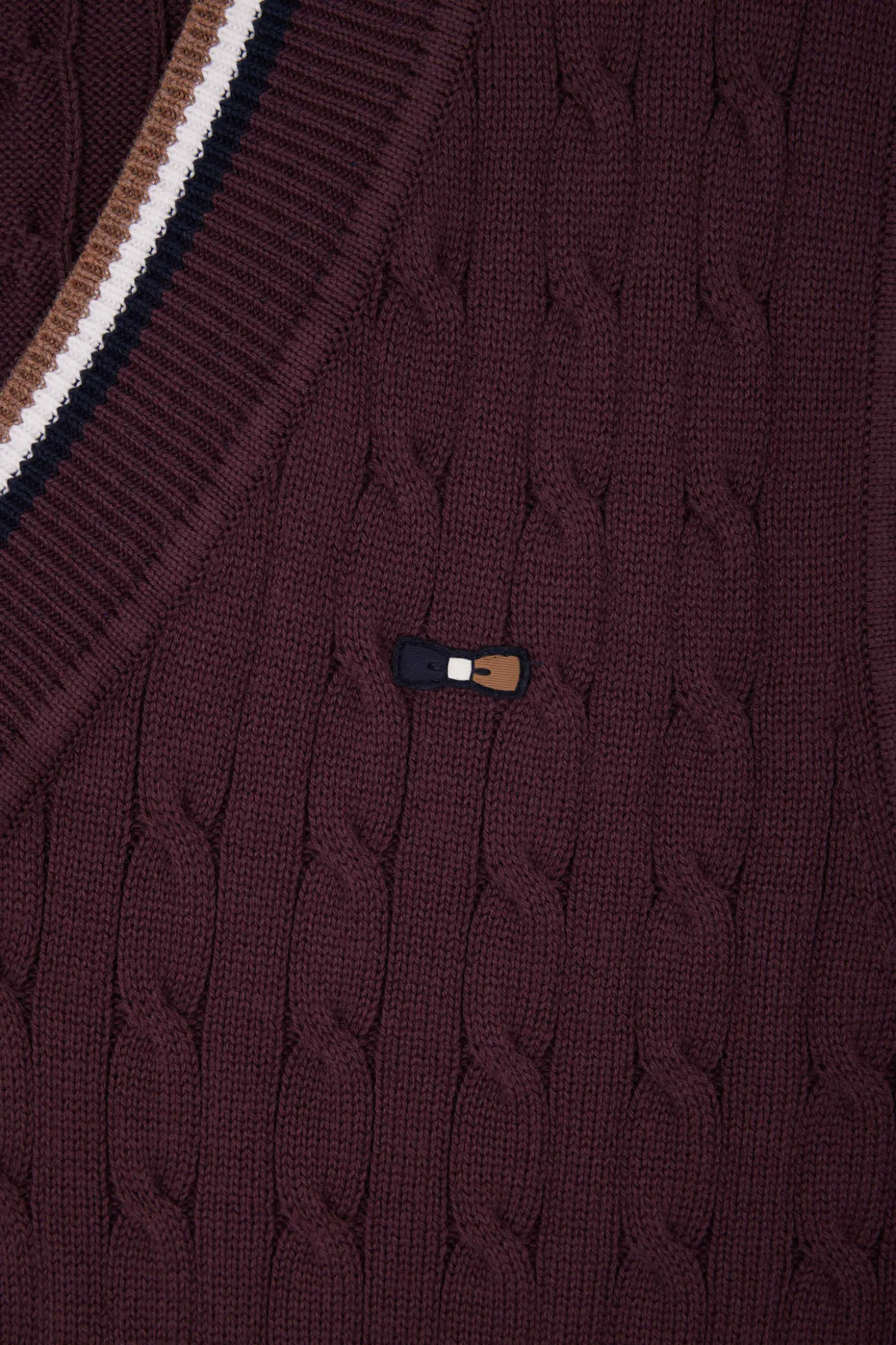 Pull col V sans manches en coton torsadé bordeaux coupe Relaxed