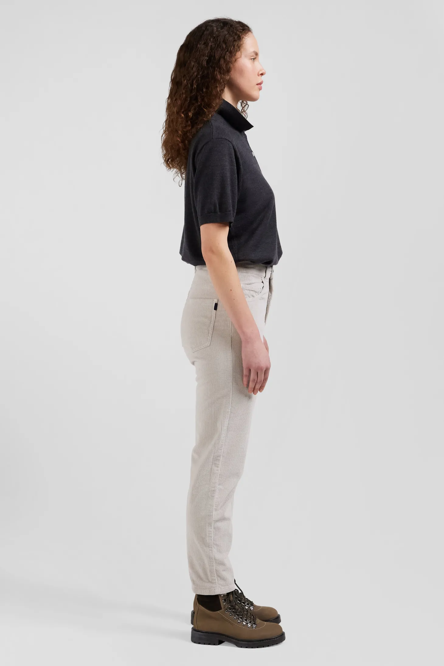 Pull manches courtes à col polo en laine gris anthracite coupe Regular