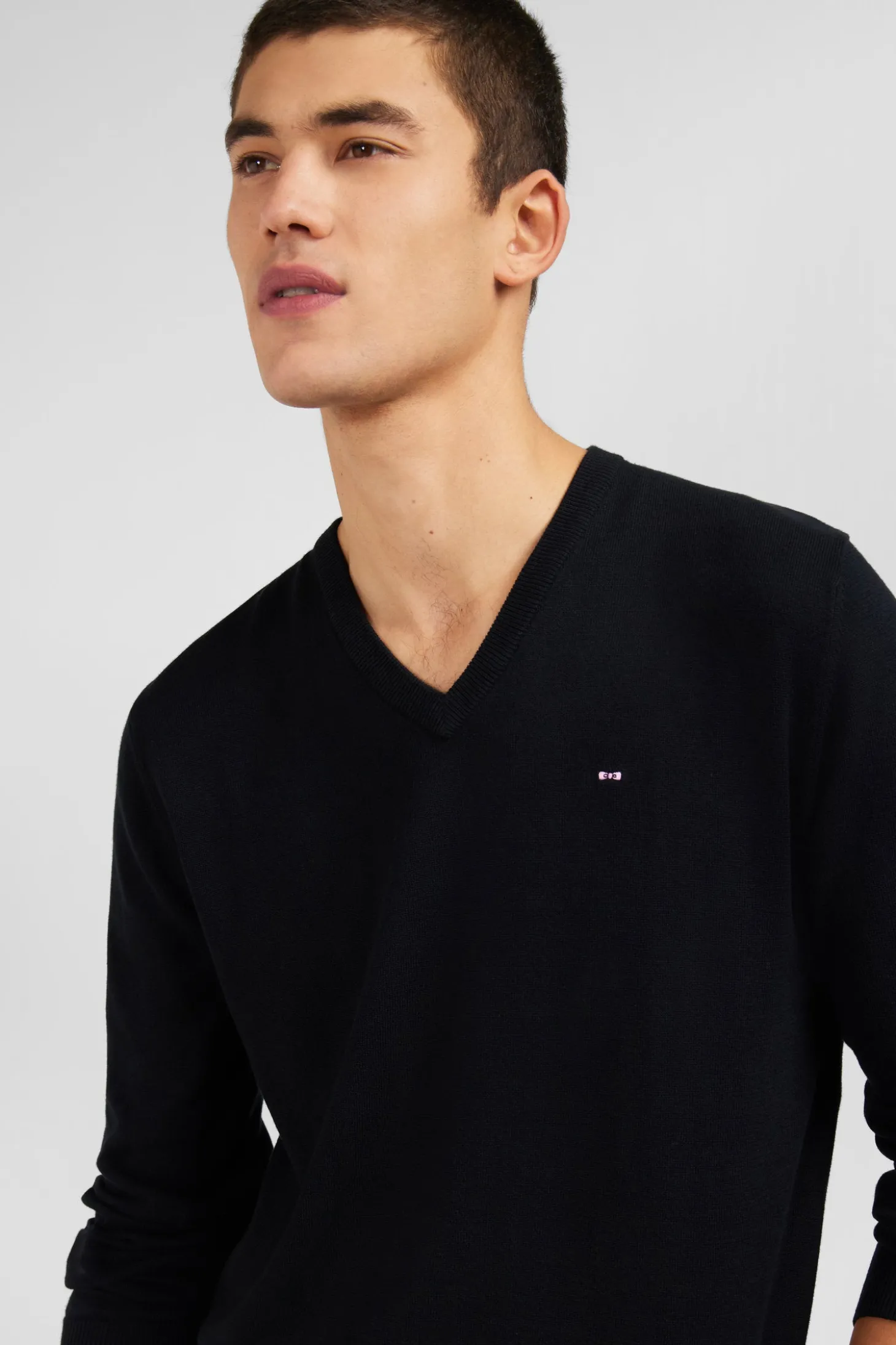 Pull noir à Col V en coton