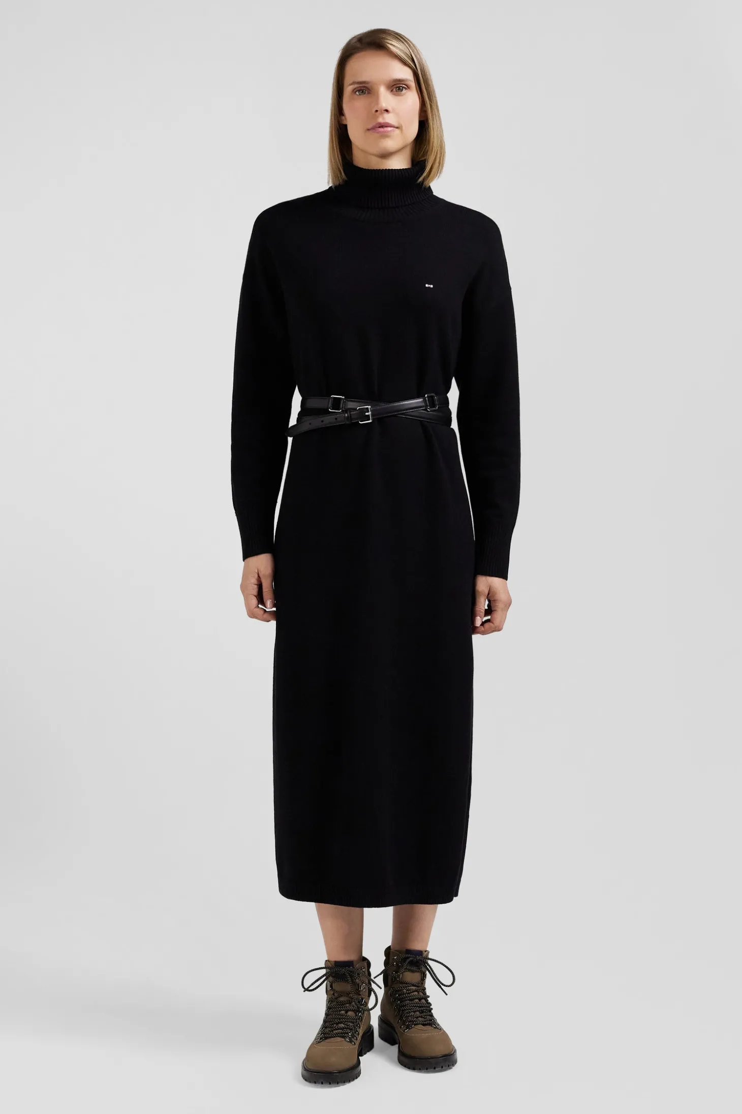 Robe col roulé en laine et coton noire coupe Relaxed