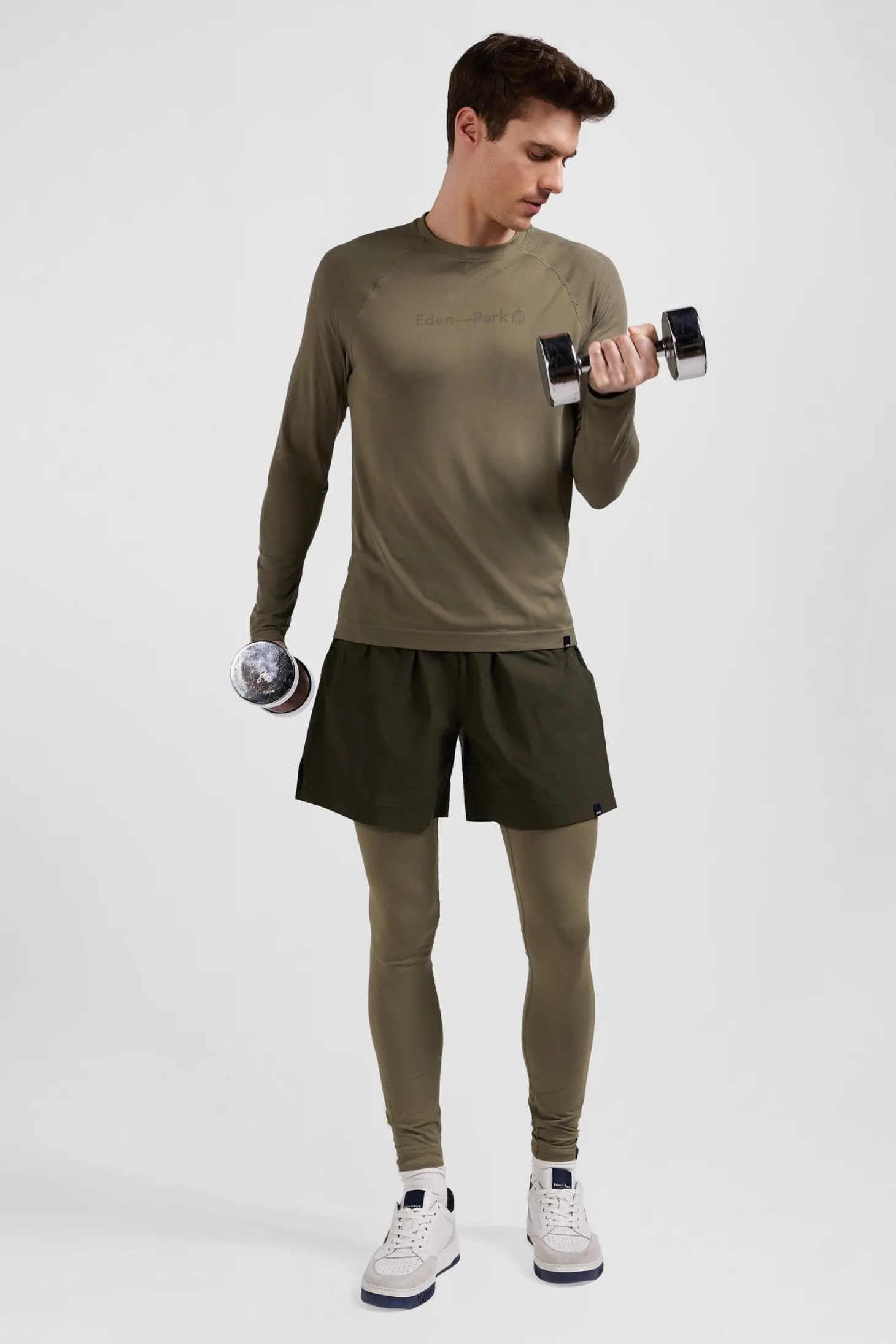 Short de sport kaki