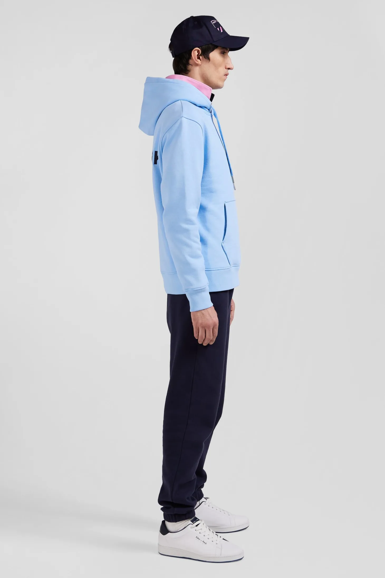 Sweatshirt à capuche en molleton ciel broderie Eden Park coupe Regular