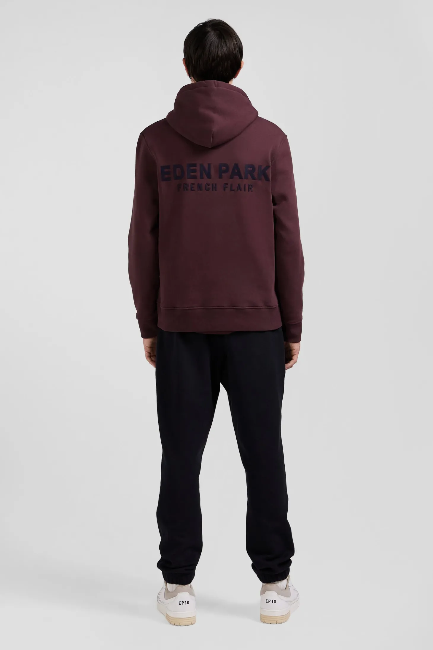 Sweatshirt à capuche en molleton bordeaux broderie Eden Park coupe Regular