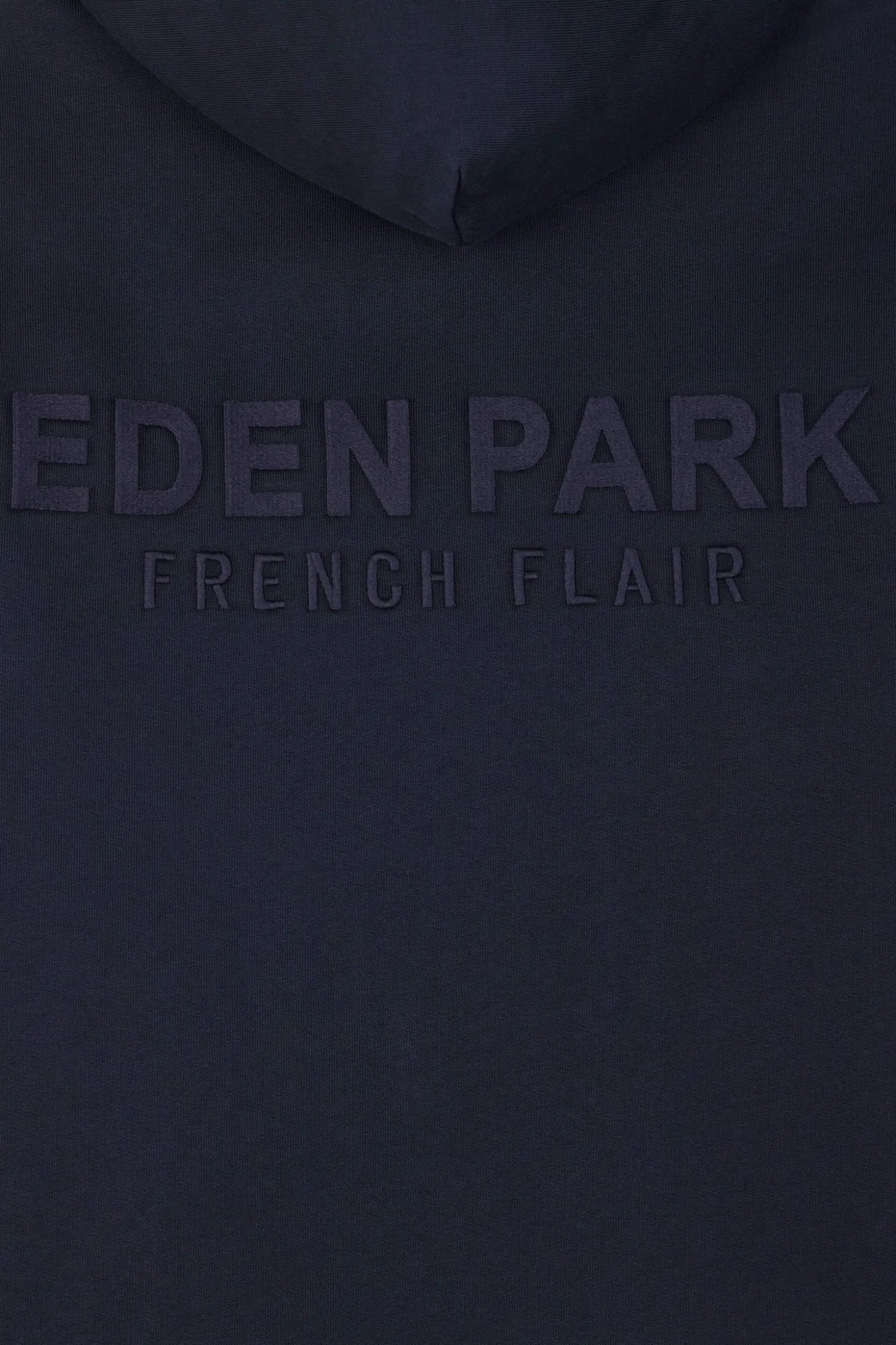 Sweatshirt à capuche en molleton bleu marine broderie Eden Park coupe Regular