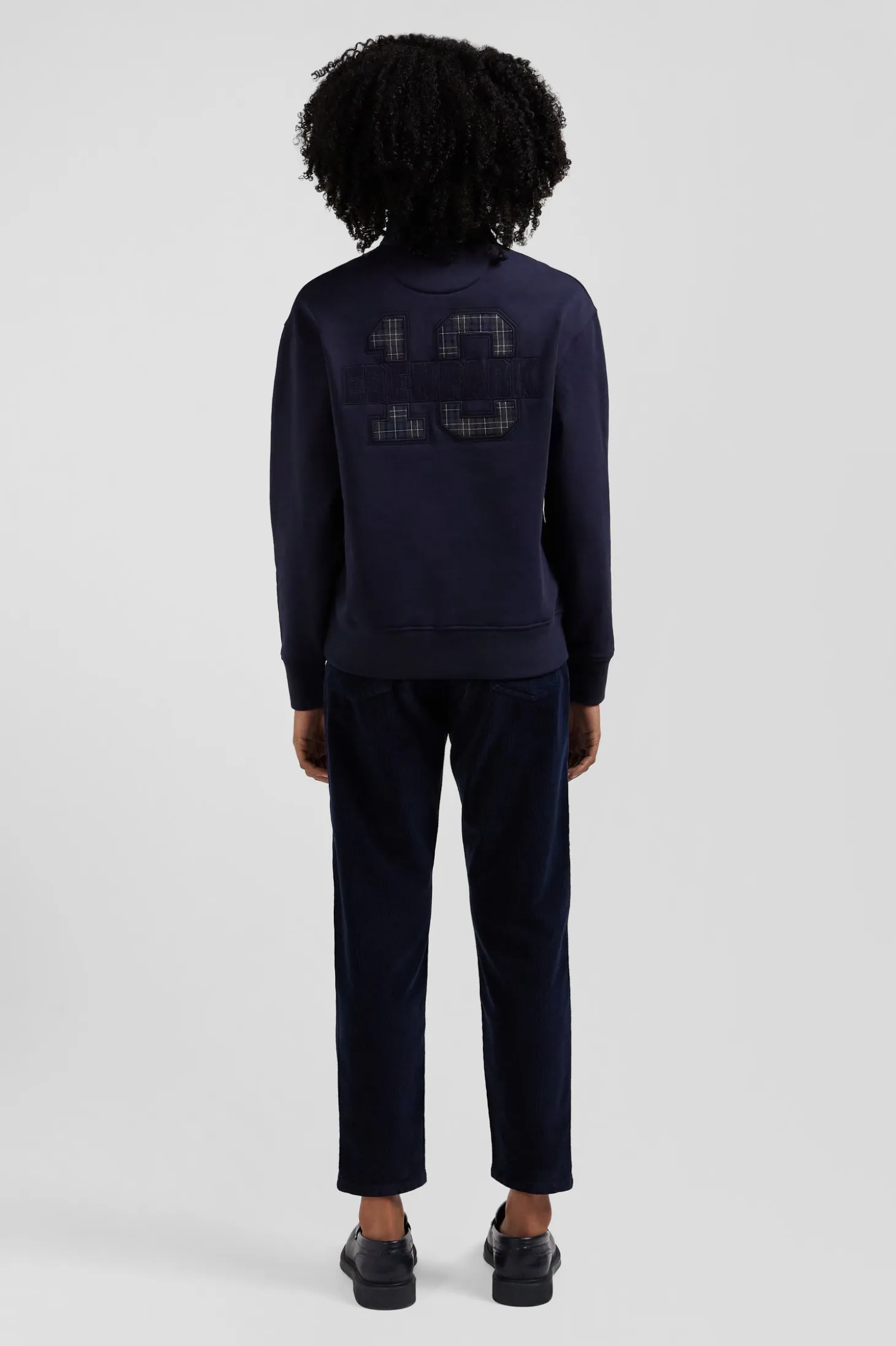 Sweatshirt col maillot en coton mélangé marine broderie dos coupe Relaxed