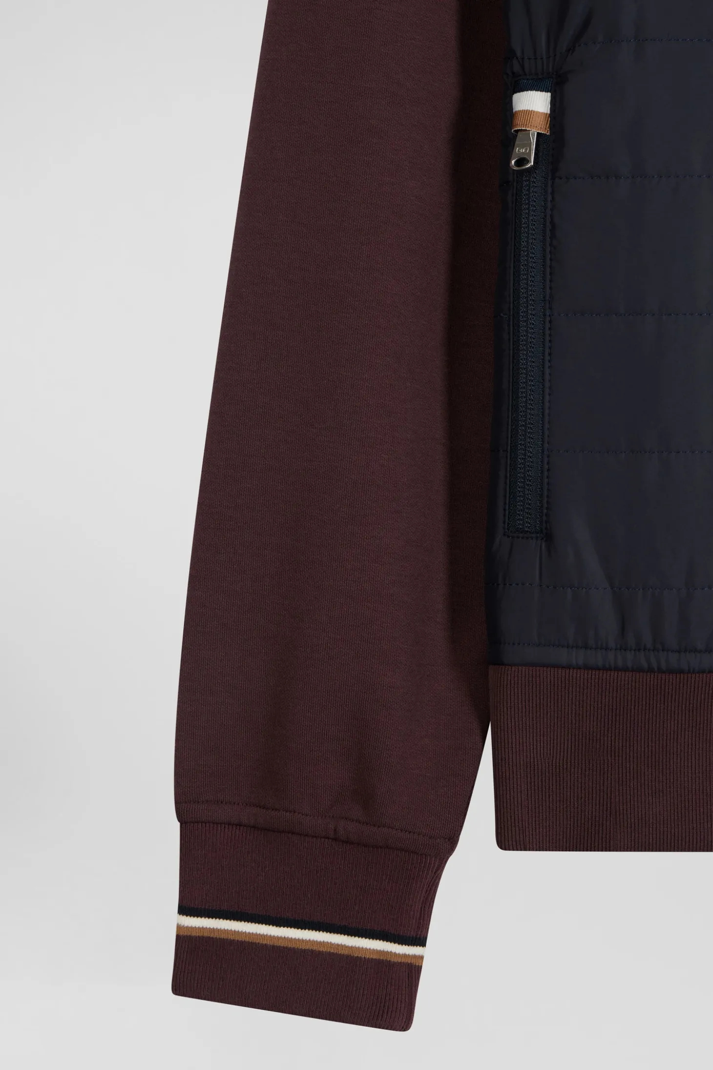 Sweatshirt zippé bimatière à parmenture matelassée bordeaux et marine coupe Regular