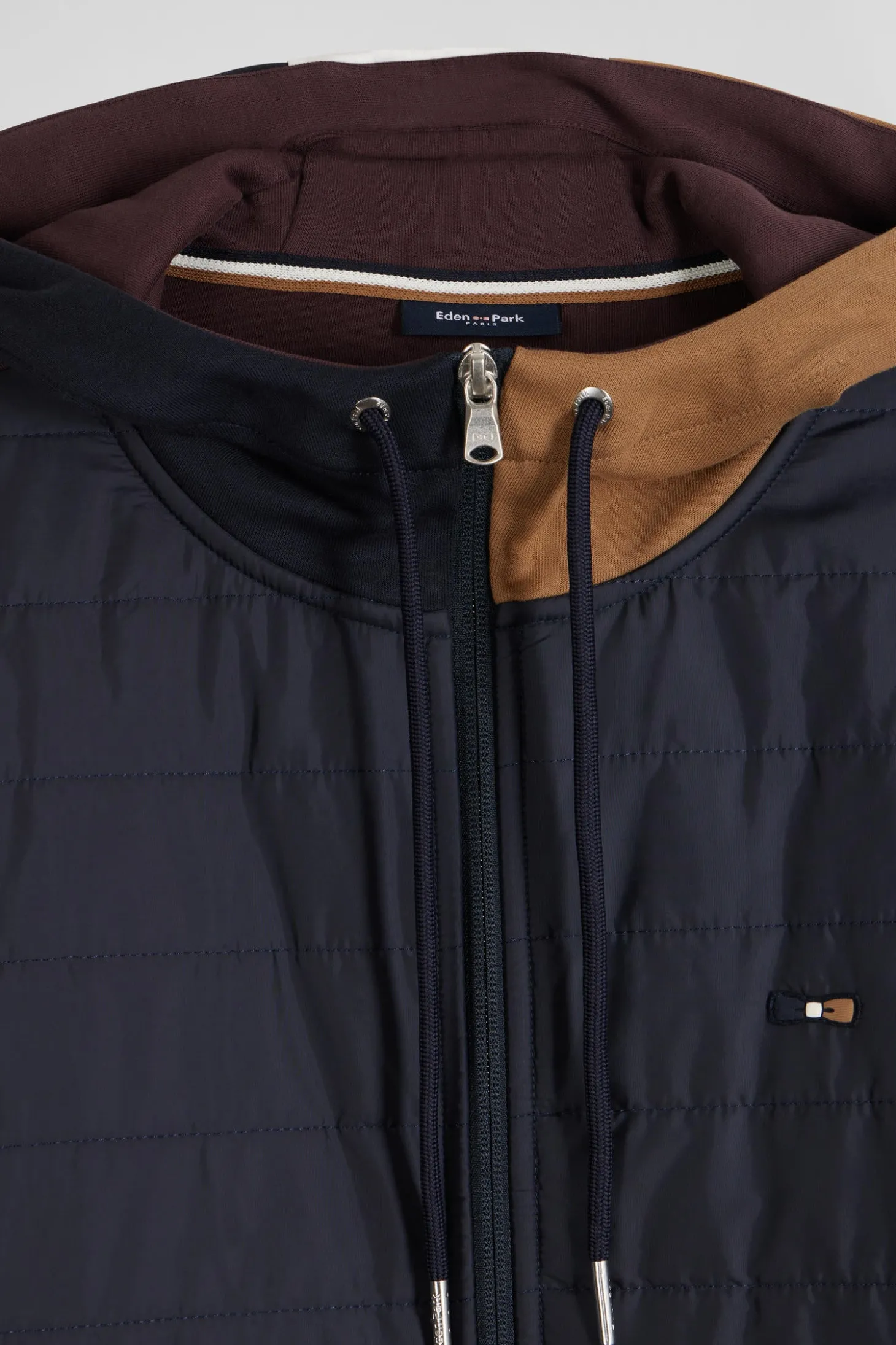 Sweatshirt zippé bimatière à parmenture matelassée bordeaux et marine coupe Regular