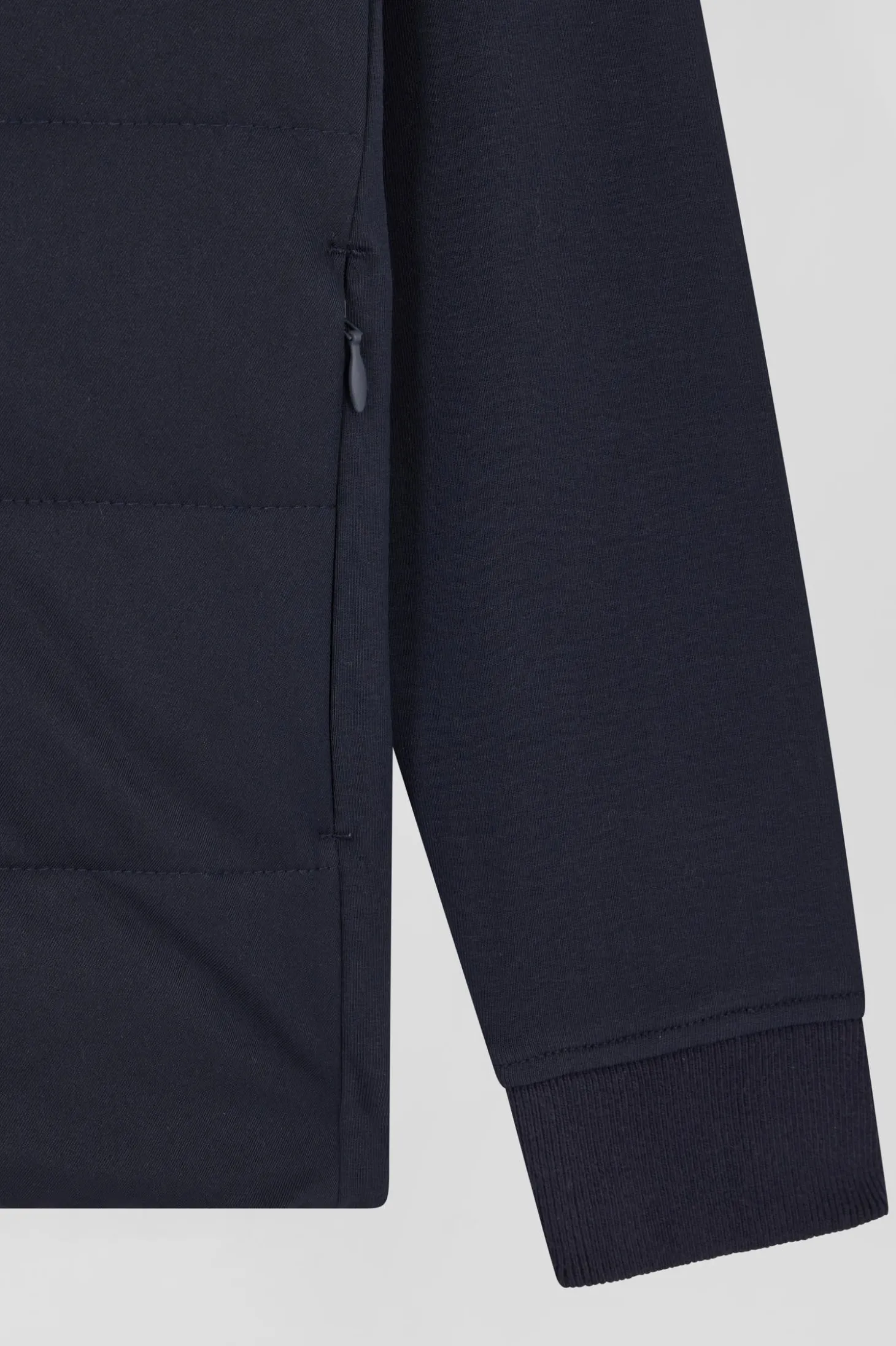 Sweatshirt zippé matelassé à capuche bleu marine coupe Regular