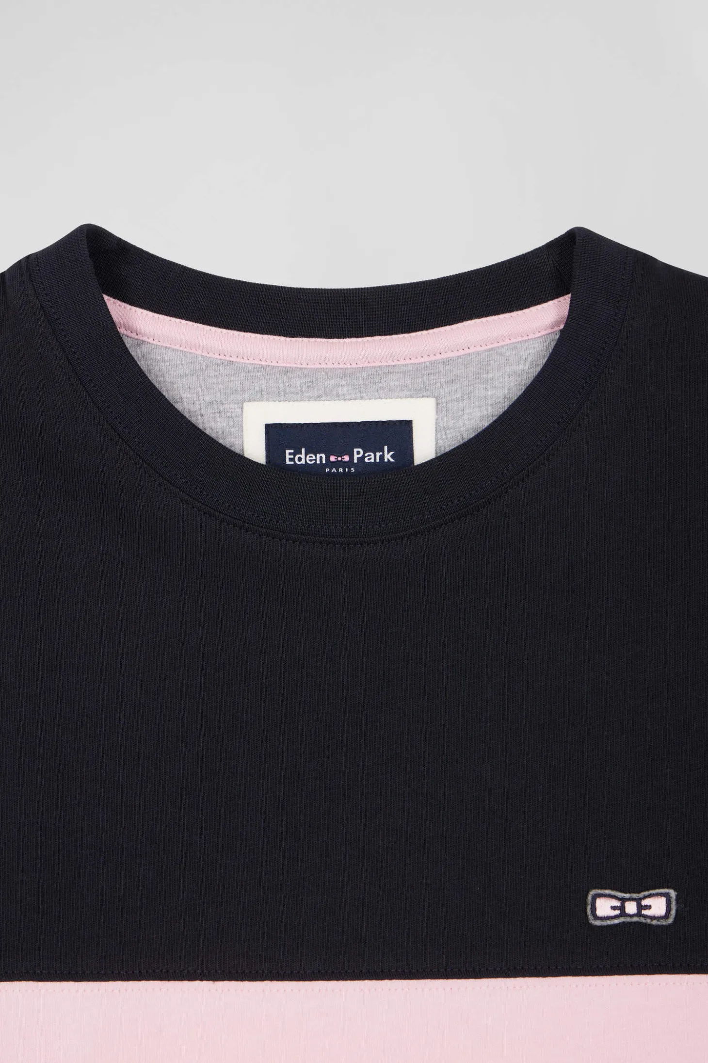 T-shirt manches courtes bicolore en coton bleu marine et rose coupe Regular