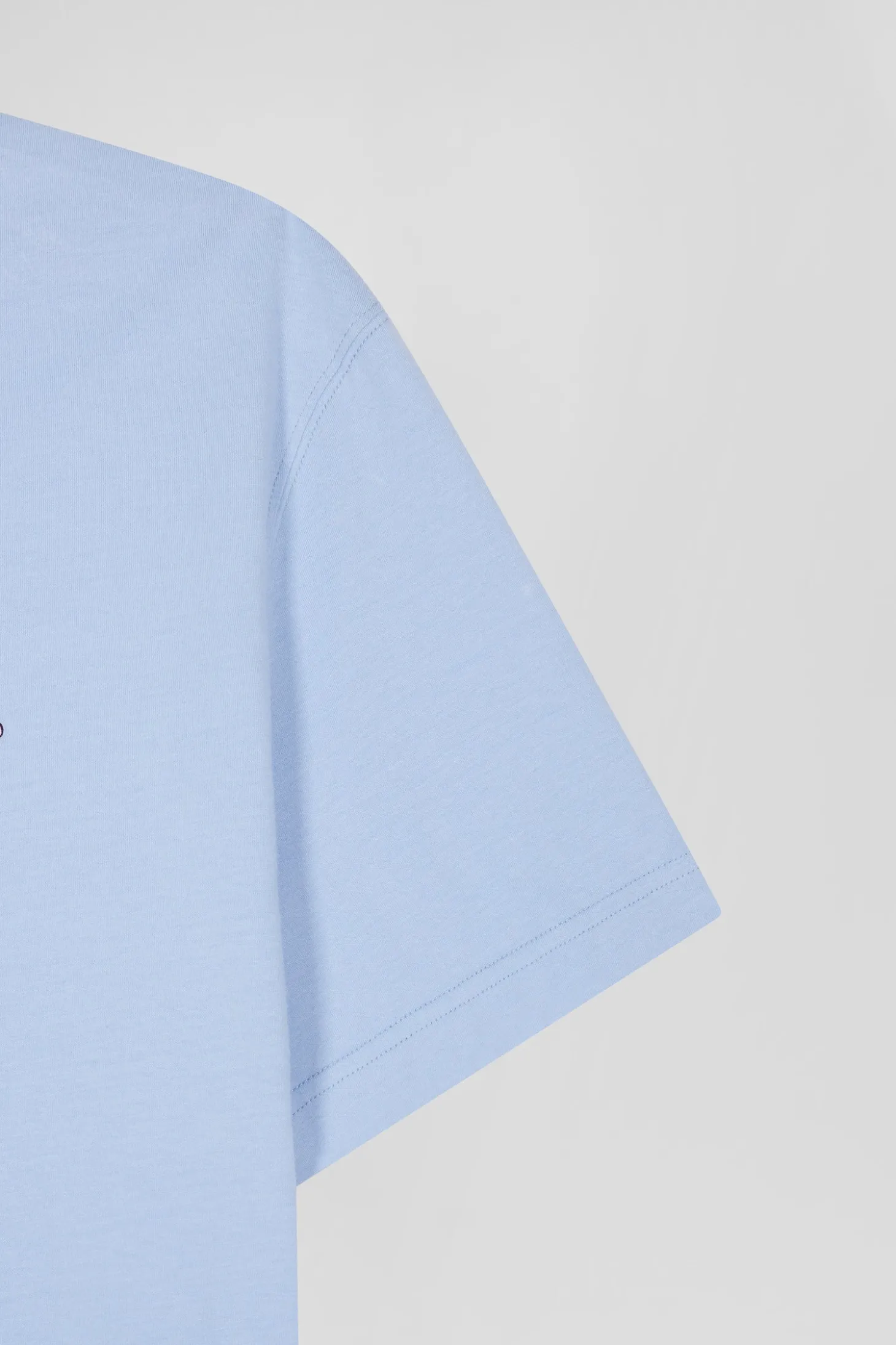 T-shirt manches courtes en coton ciel patch dos coupe Regular