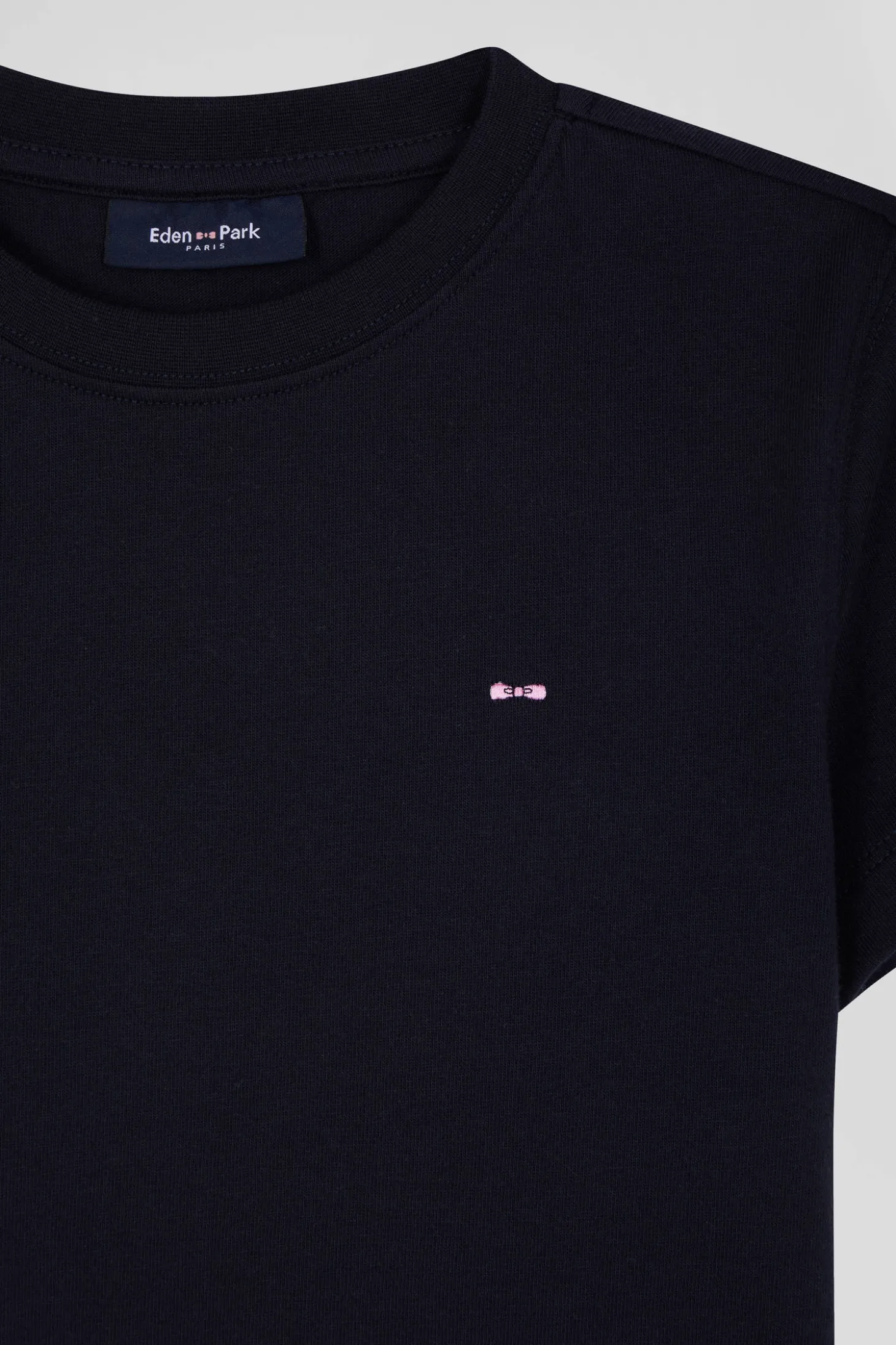 T-shirt manches courtes en coton bleu marine broderie nœud papillon coupe Regular