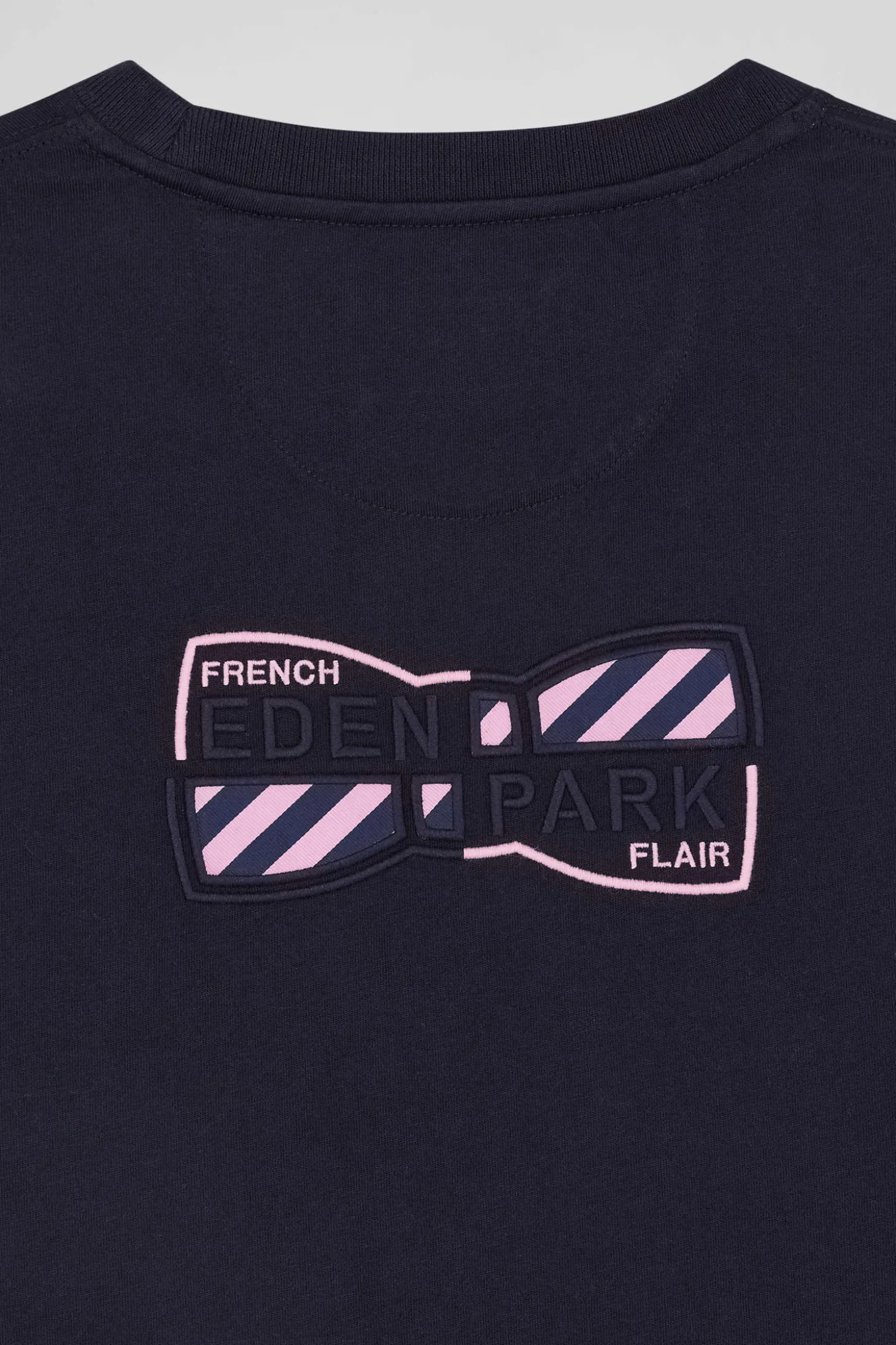 T-shirt manches courtes en coton bleu marine broderie dos emblème coupe Regular