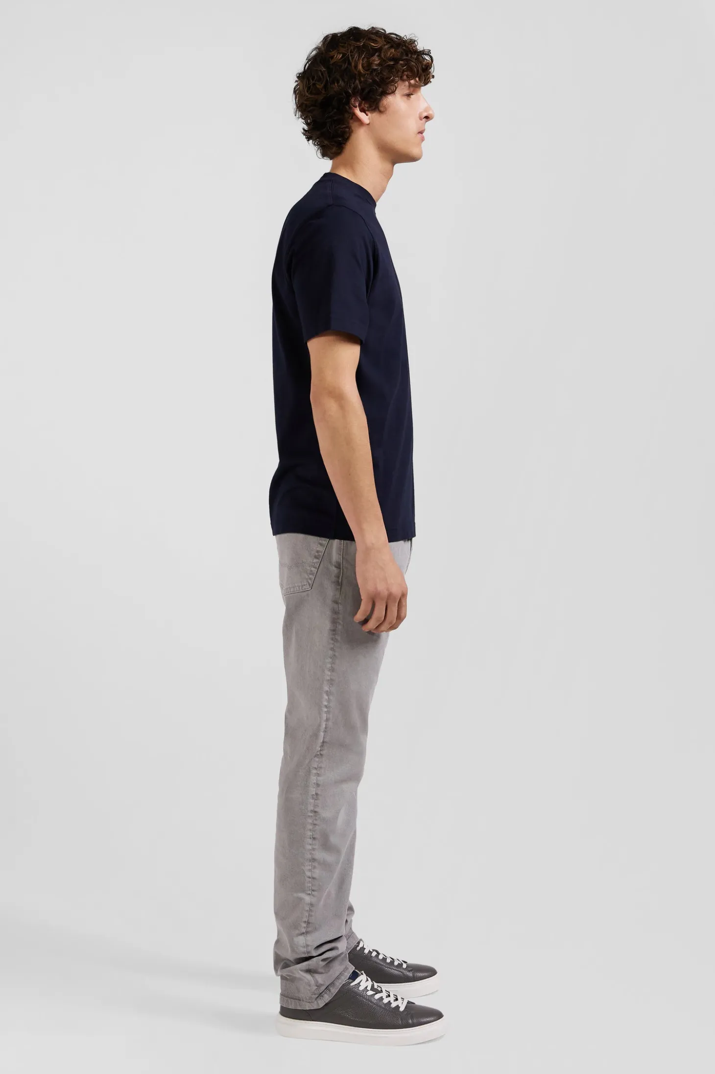 T-shirt manches courtes marine emblème tissu cravate coupe Regular