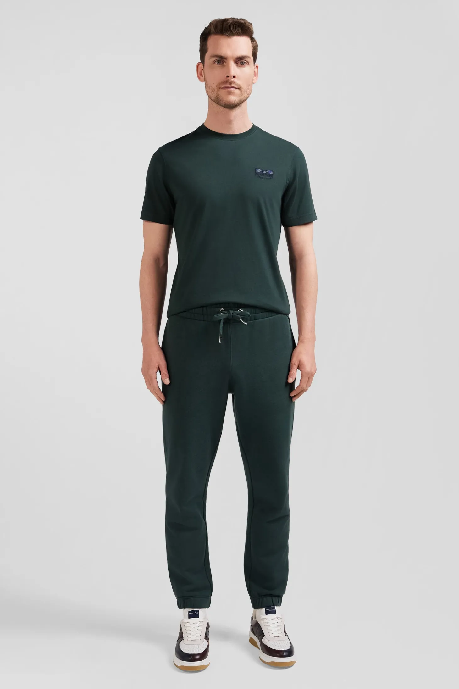 T-shirt manches courtes vert emblème tissu cravate coupe Regular