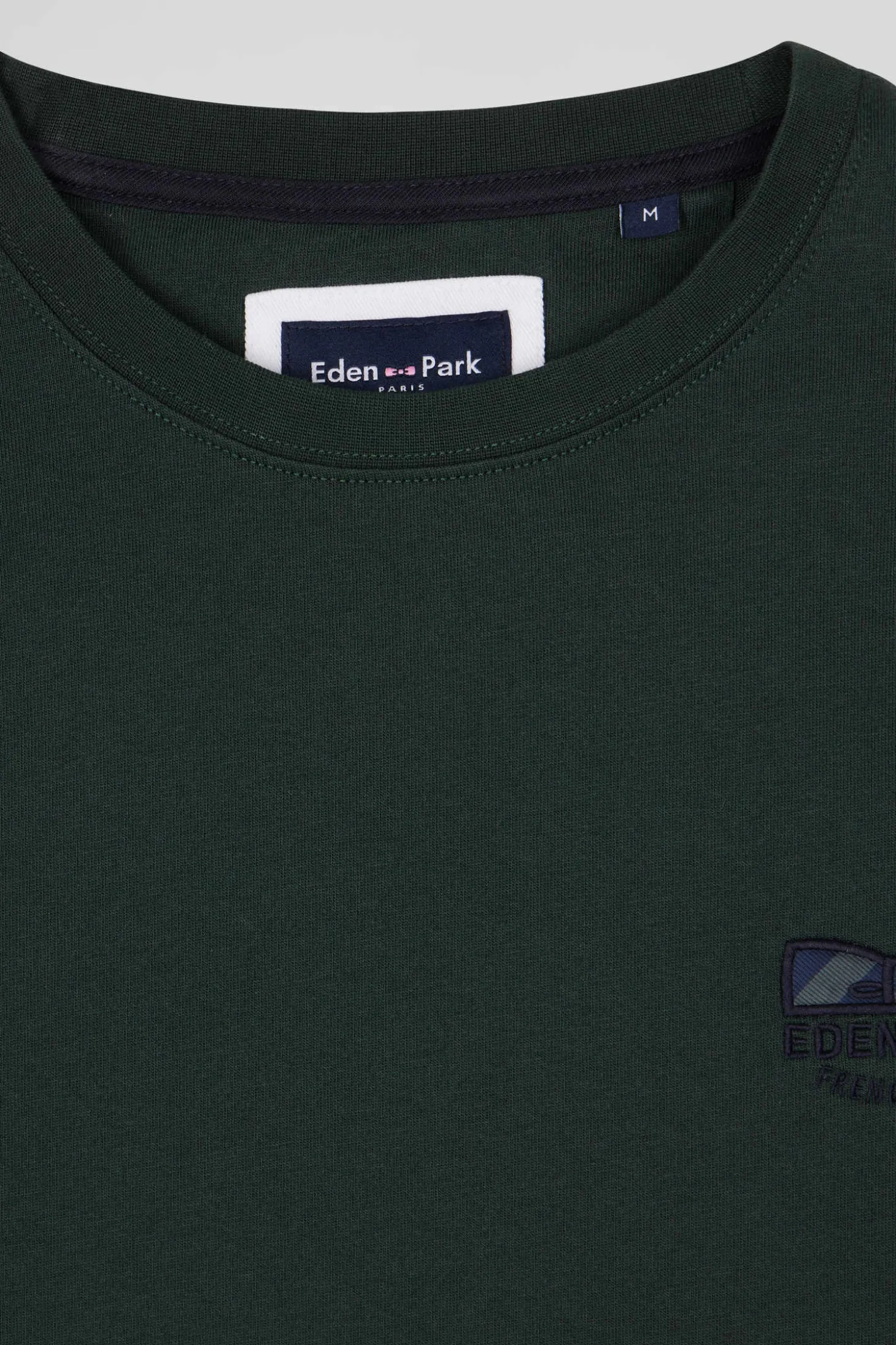 T-shirt manches courtes vert emblème tissu cravate coupe Regular