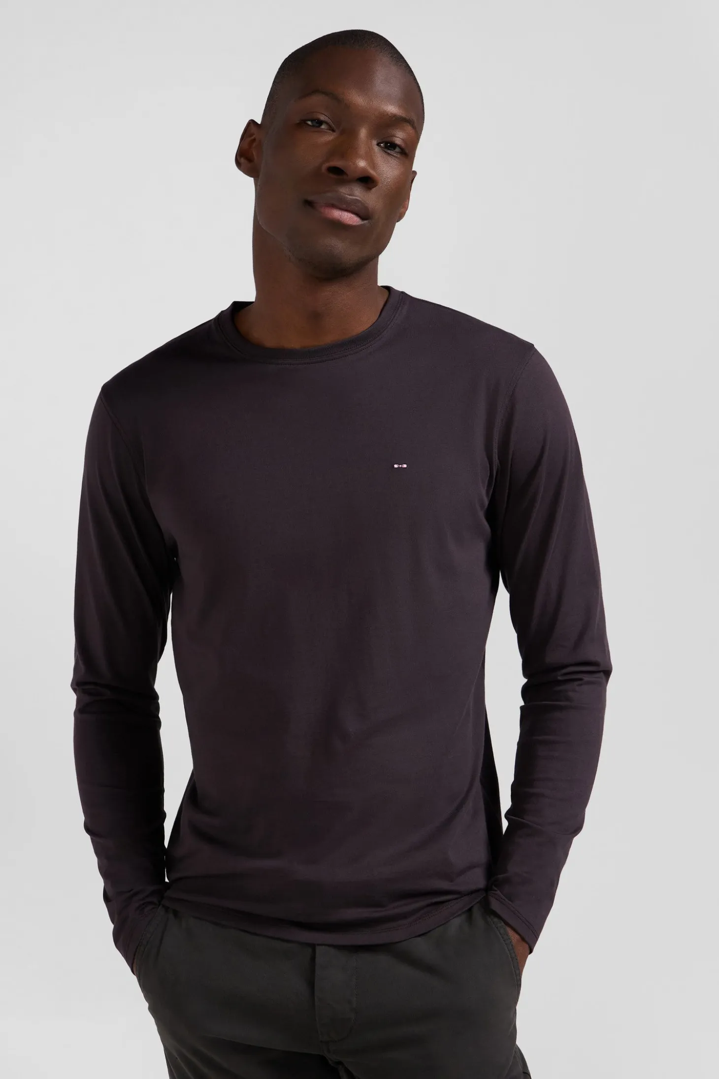 T-shirt manches longues en coton Pima marron foncé coupe Regular