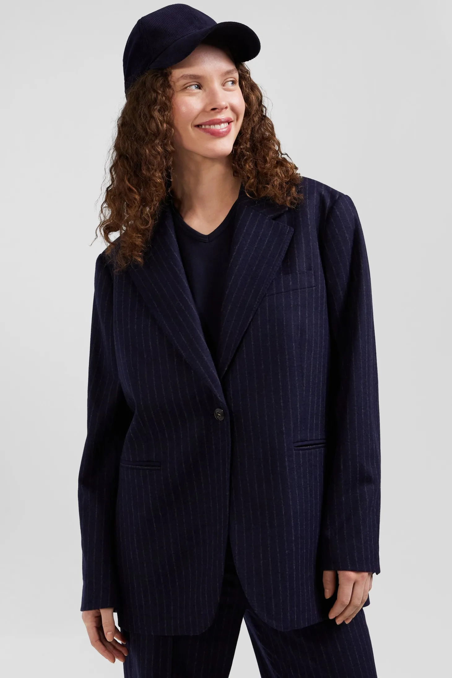 Veste blazer en laine bleu marine rayée coupe Oversized